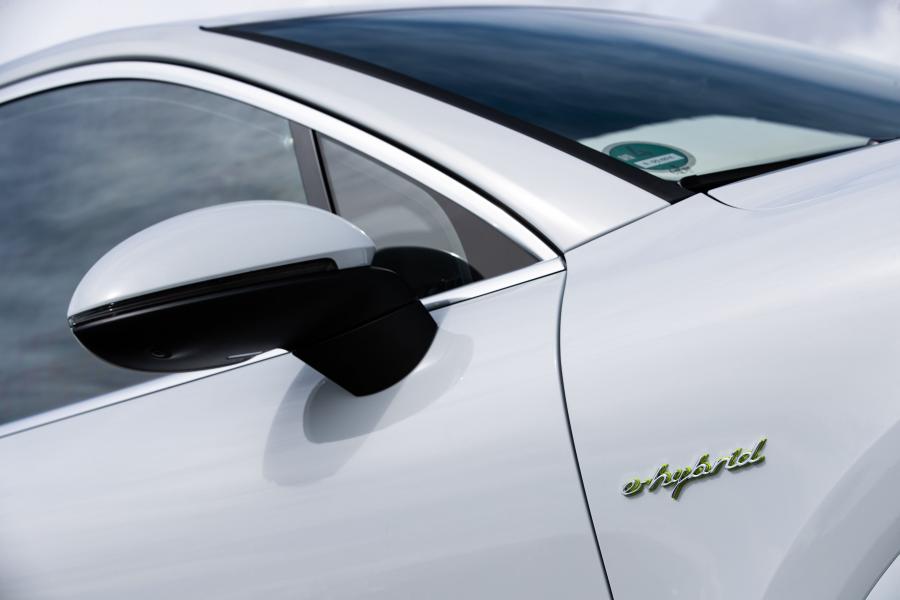 Детали экстерьера Porsche Cayenne E-Hybrid (PO536) 2018 года  (WW) (фото 20 из 85)